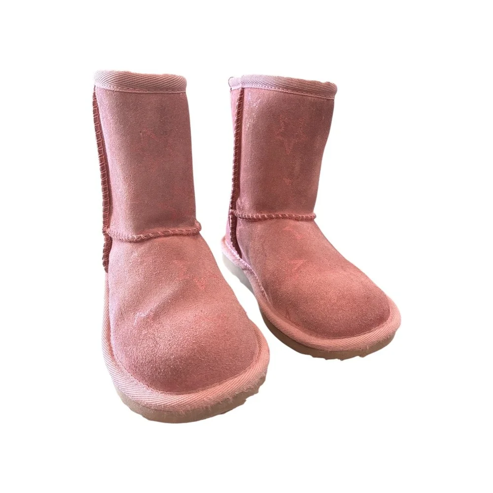 UGG Pink Star Print Sheepskin Lined Boots Kids Size 11 Youth‎